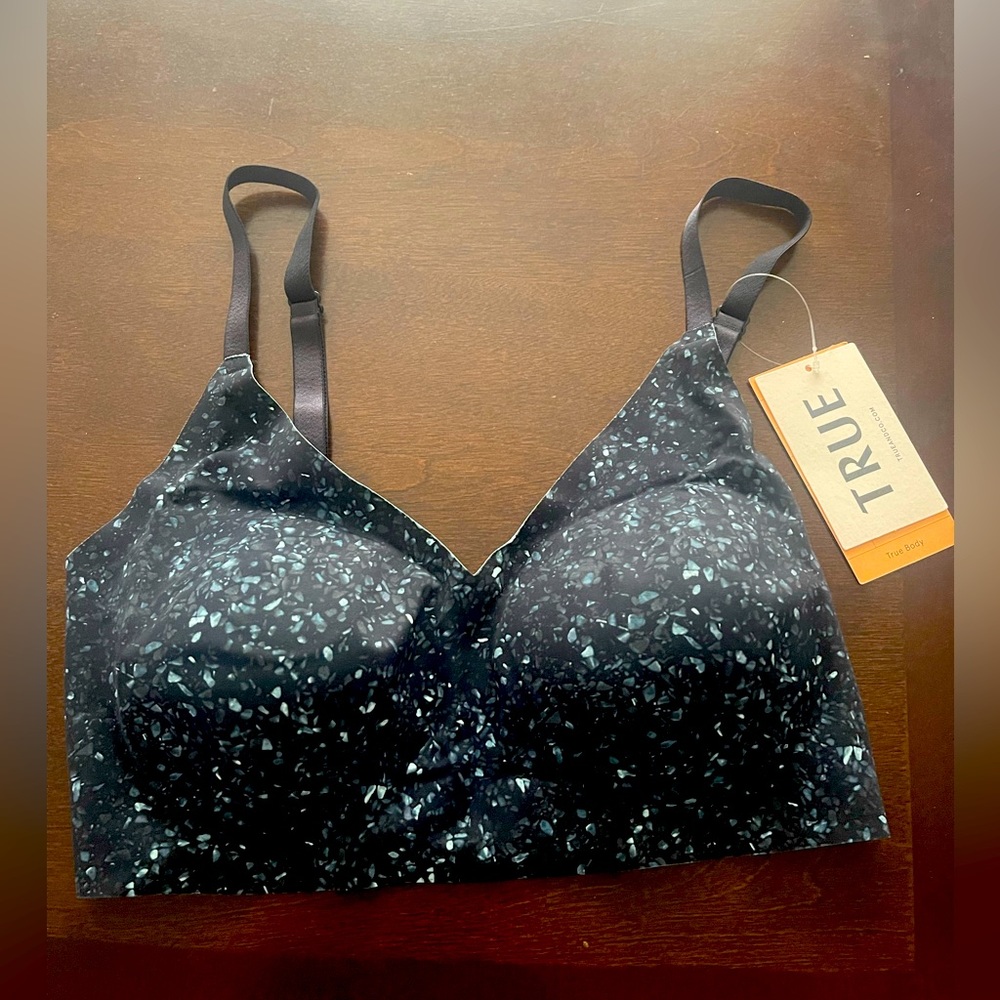 True & Co triangle convertible strap bra NWT